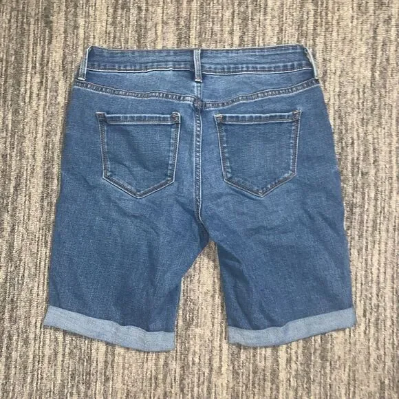 Old Navy Women's Size 4 Blue Denim Shorts‎ Jorts Bermuda Style Cuffed Hem Long - Picture 8 of 8